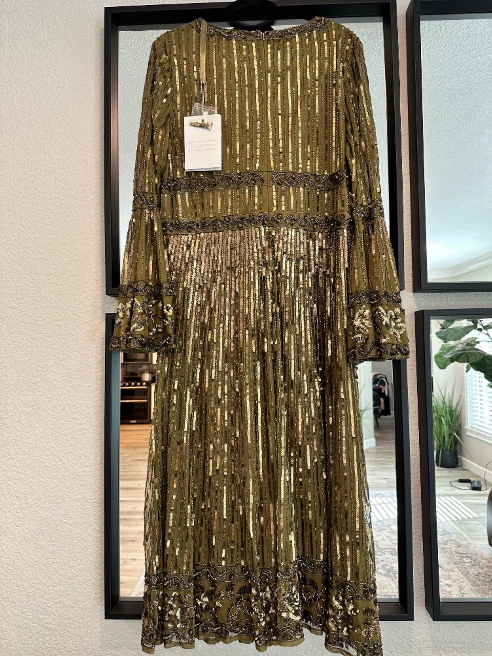 Mac Duggal Embellished Bell Sleeve V-Neck Tea Length Dress Size 14 - Picture 6 of 7